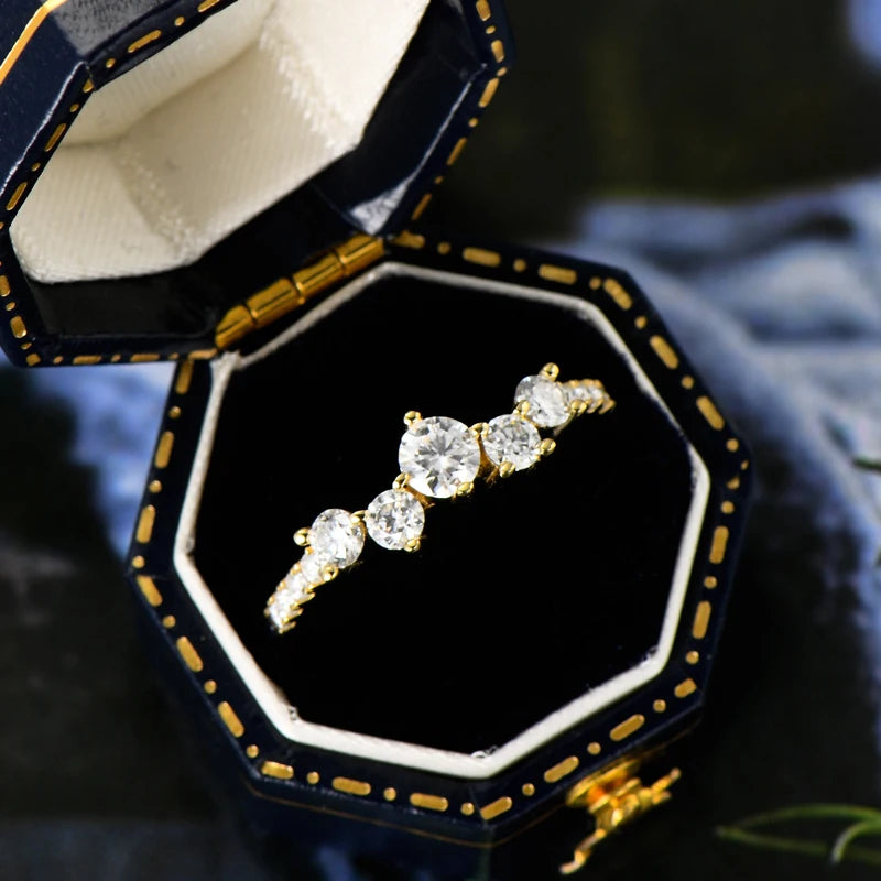 Elara Moissanite Ring