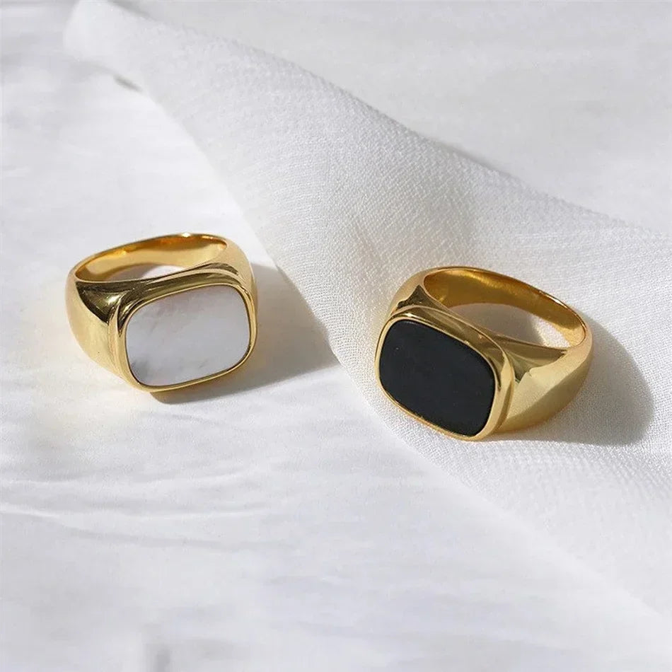 Eon Square Ring