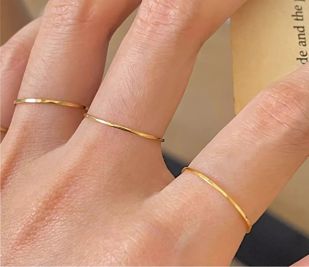 Lina Thin Gold Band