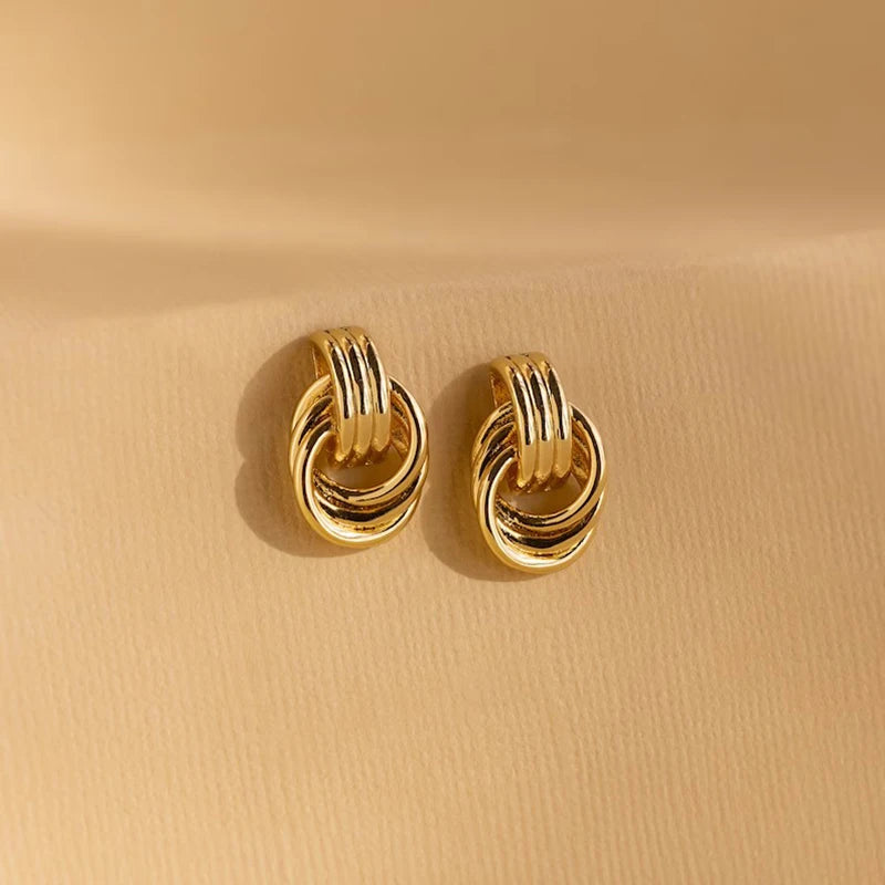 Eterna Knot Earrings