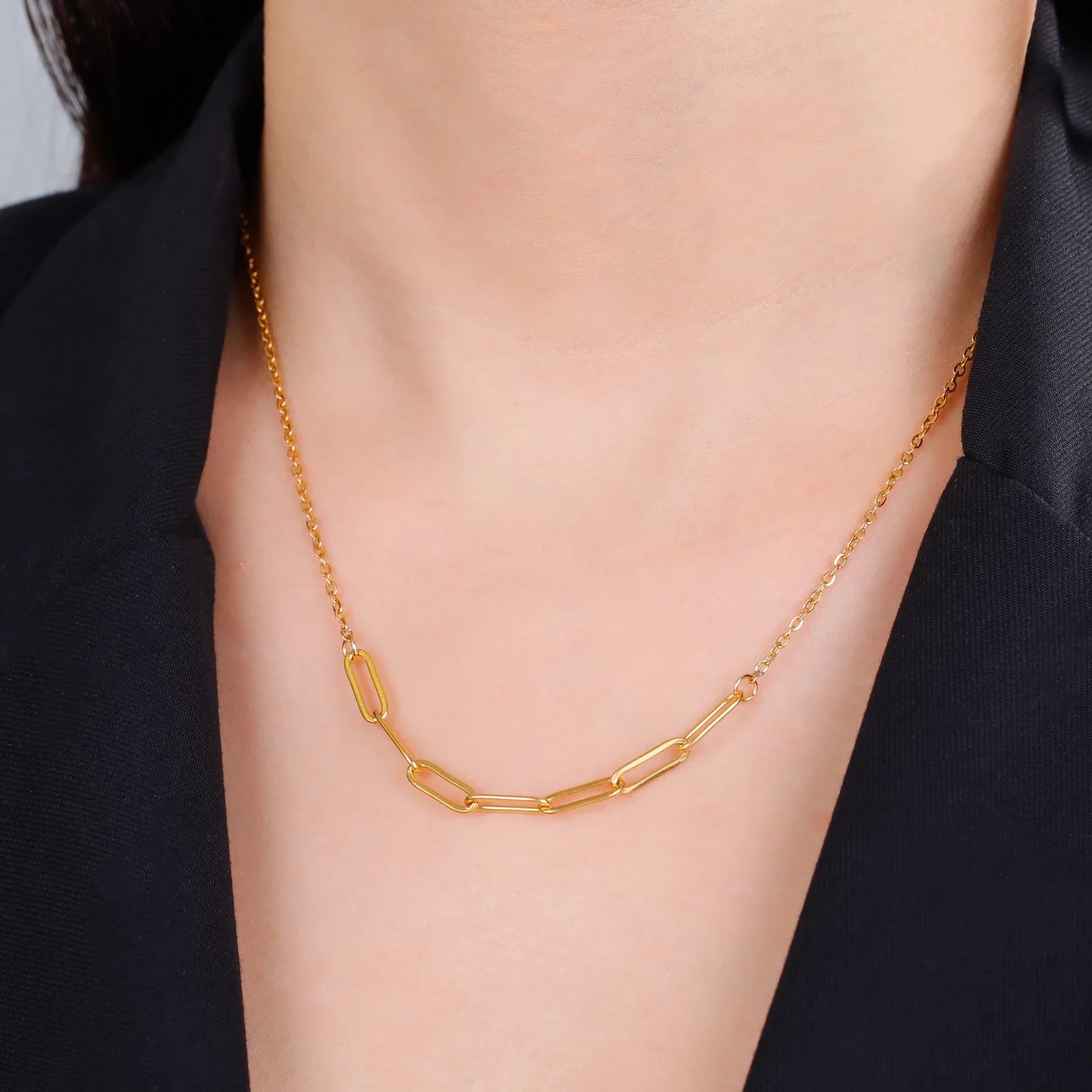 Evelyn Chain Necklace