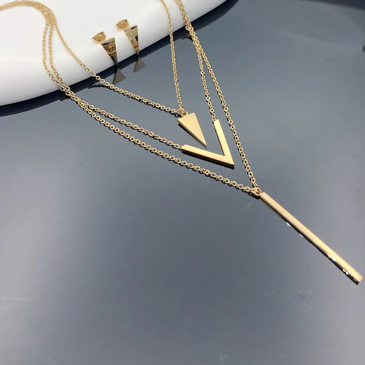 Vera Geometry Necklace Set