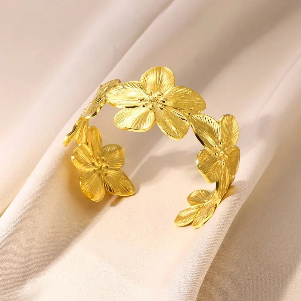 Eterna Gold Cuff Collection